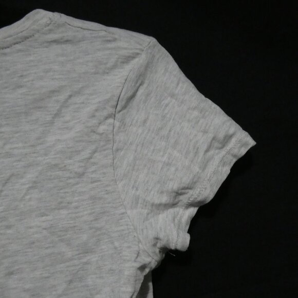 MY STYLE | medium | Grey V-Neck Short Sleeve Tee - T-Shirt - Picture 10 of 12